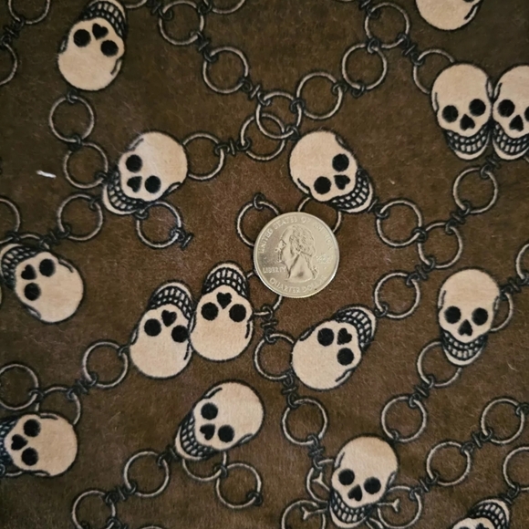 Y2k Skull Print Cotton Snuggle Flannel BTY punk emo grunge biker goth 2000s - Picture 3 of 4